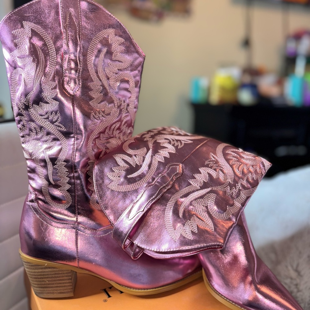 Pink Metallic Western Boots